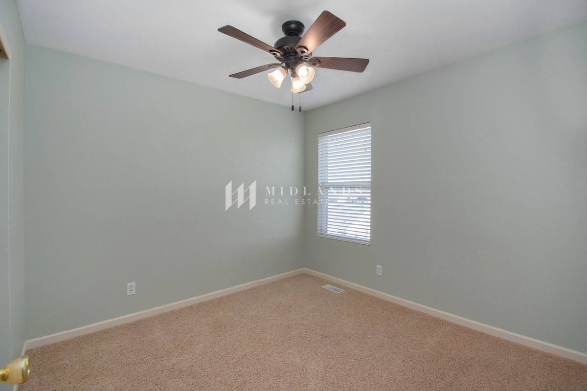House for rent at 8717 S 67th St, Papillion, NE 68133