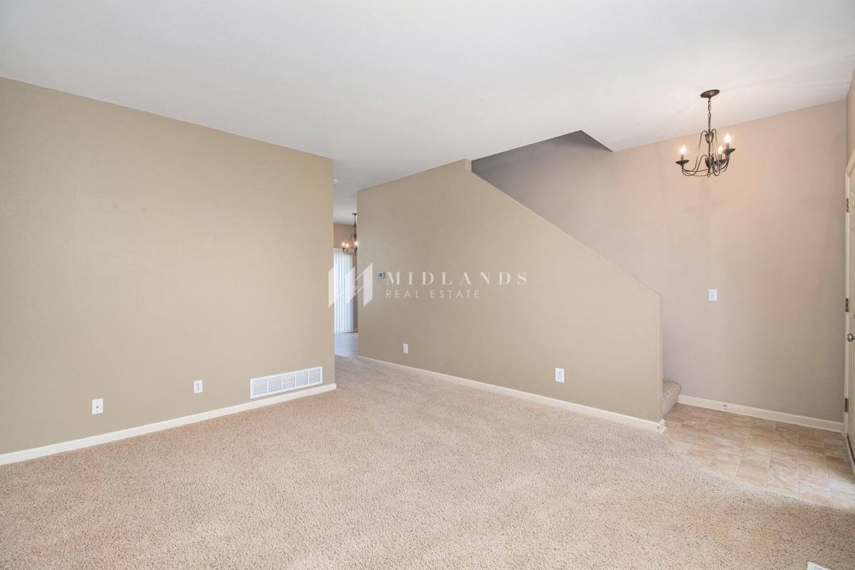 House for rent at 8717 S 67th St, Papillion, NE 68133