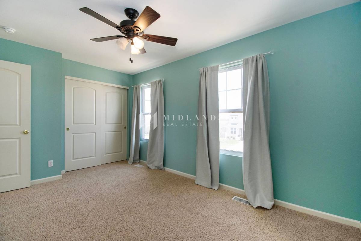House for rent at 8717 S 67th St, Papillion, NE 68133