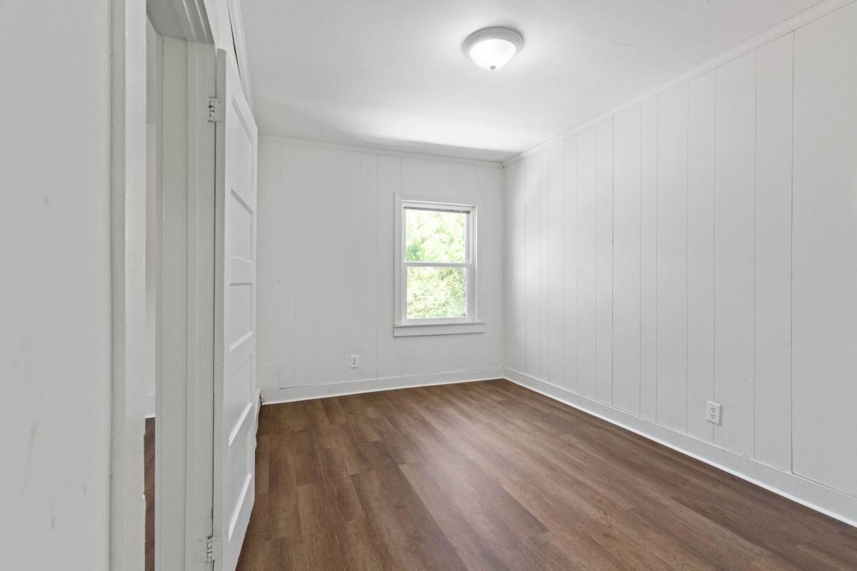 Apartment for rent at 516 N Center St, Blackstone, VA 23824
