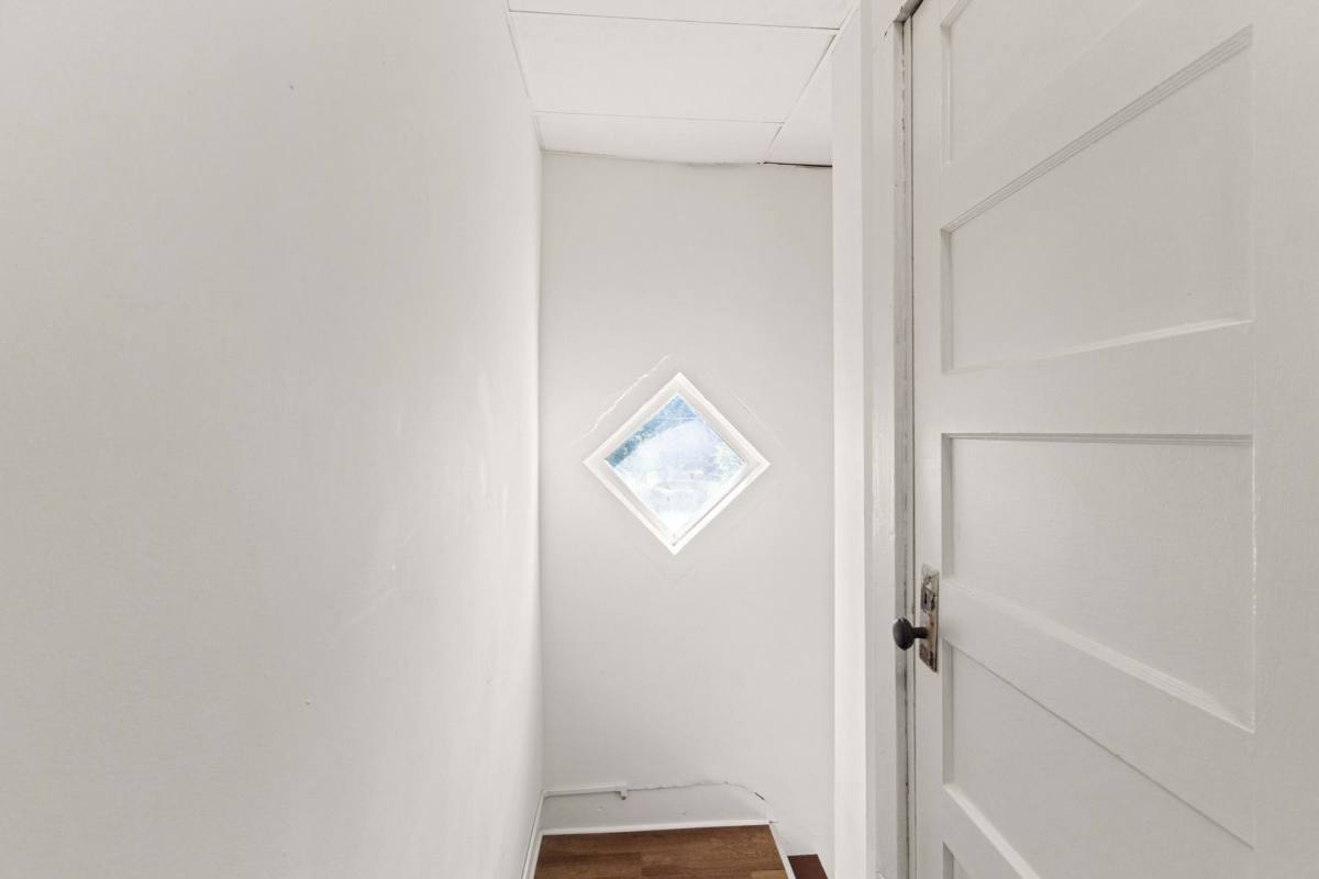 Apartment for rent at 516 N Center St, Blackstone, VA 23824