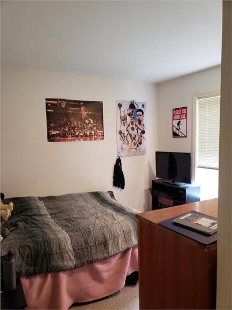 Apartment for rent at 2114 & 2116 Michigan St, Bellingham, WA 98229