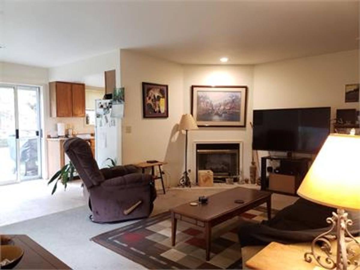 Apartment for rent at 2114 & 2116 Michigan St, Bellingham, WA 98229