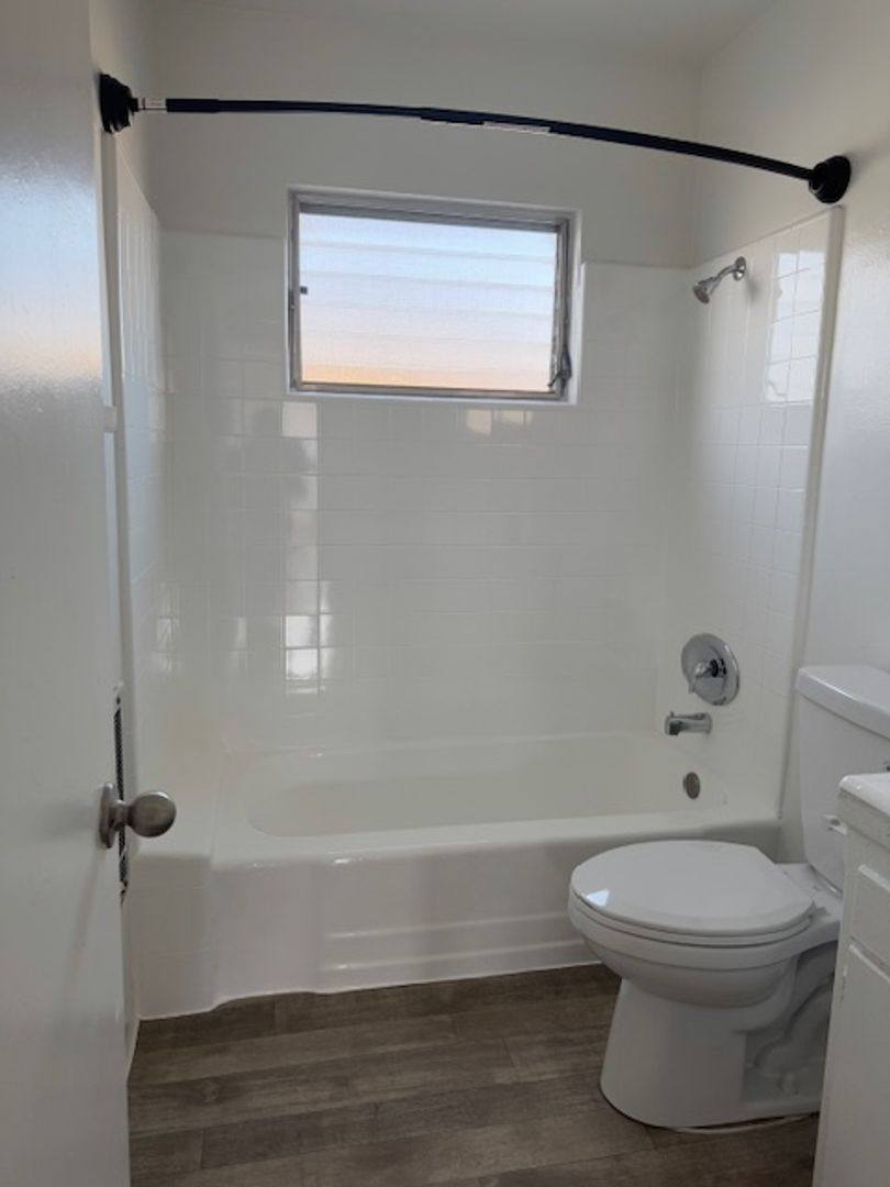 Apartment for rent at 1832 Garfield Place, Los Angeles, CA 90028