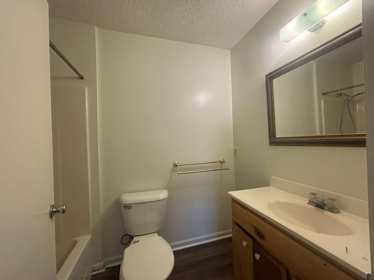 Apartment for rent at 5604 Thornspring Church Rd, Dublin, VA 24084