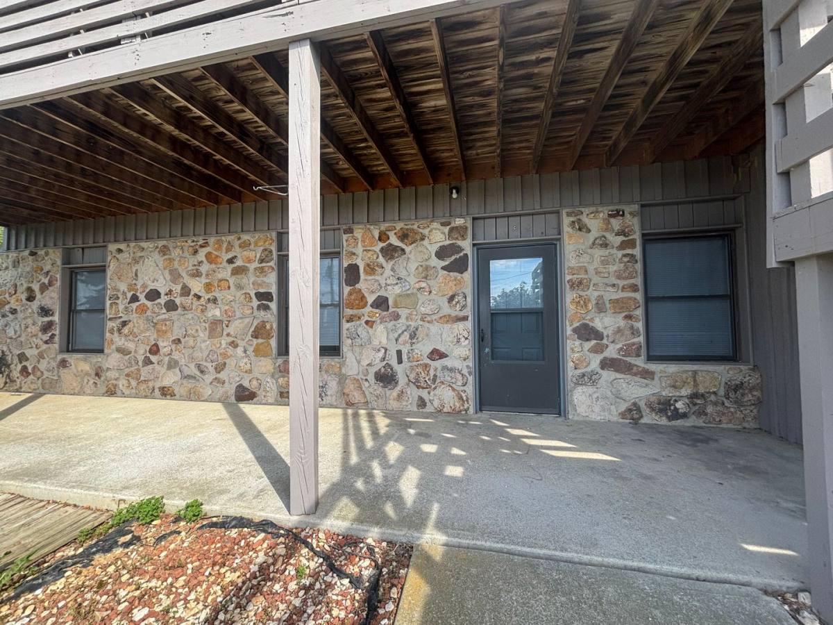 Apartment for rent at 5604 Thornspring Church Rd, Dublin, VA 24084