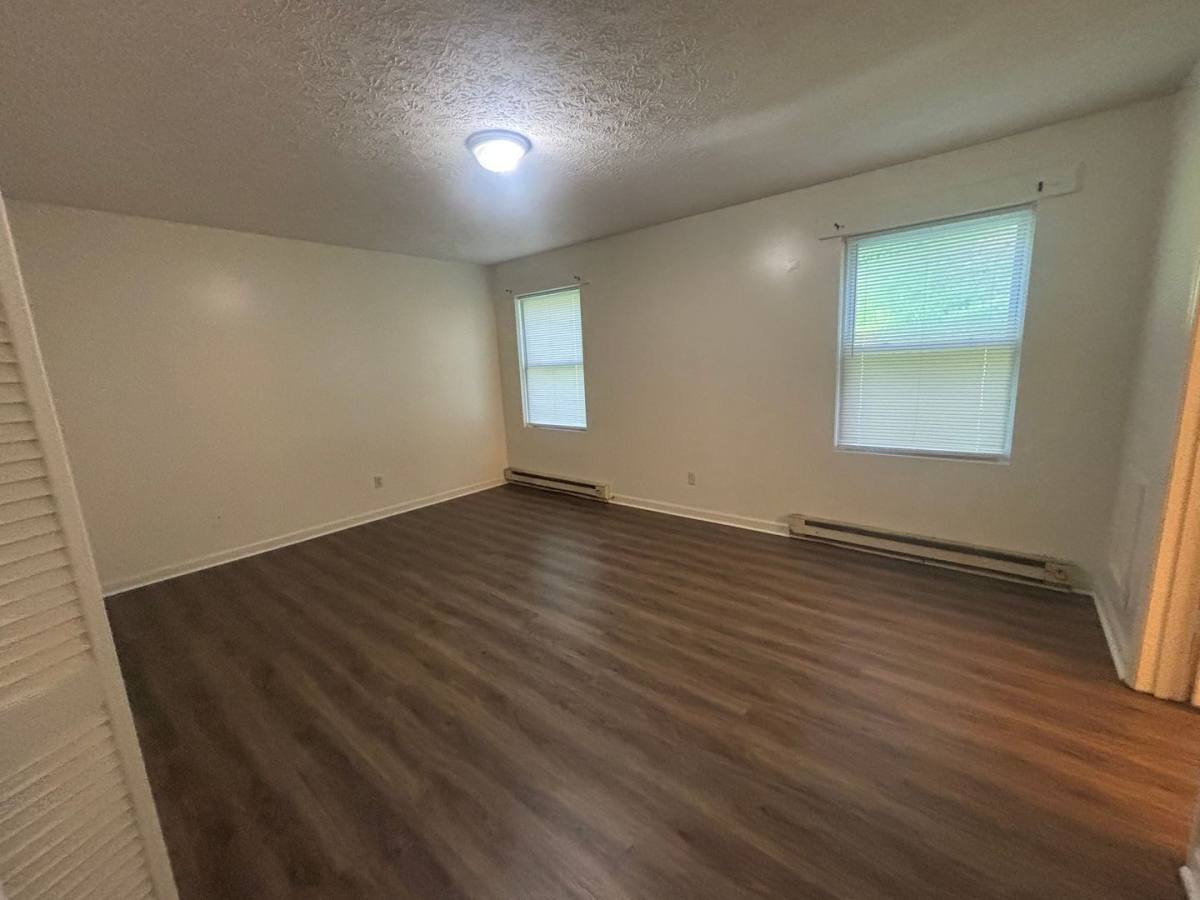 Apartment for rent at 5604 Thornspring Church Rd, Dublin, VA 24084