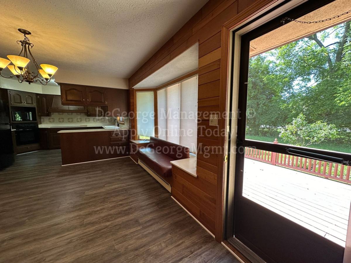 Apartment for rent at 311 1 2 Washington St, Newark, NY 14513
