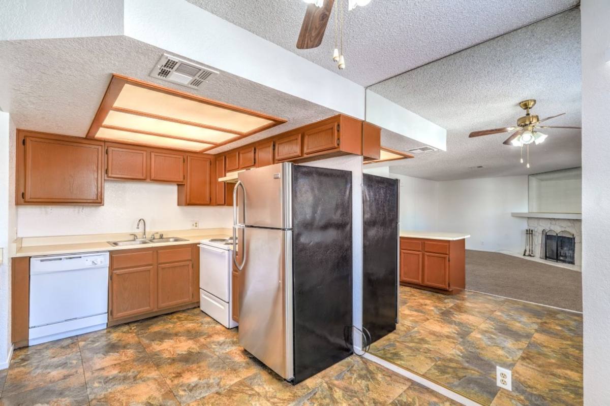 Condo for rent at 1333 Pinto Rock Lane, Las Vegas, NV 89128