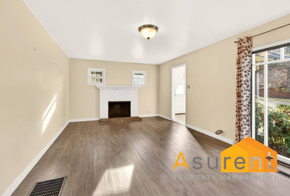 Townhouse for rent at 270 Morton, Ashland, OR 97520