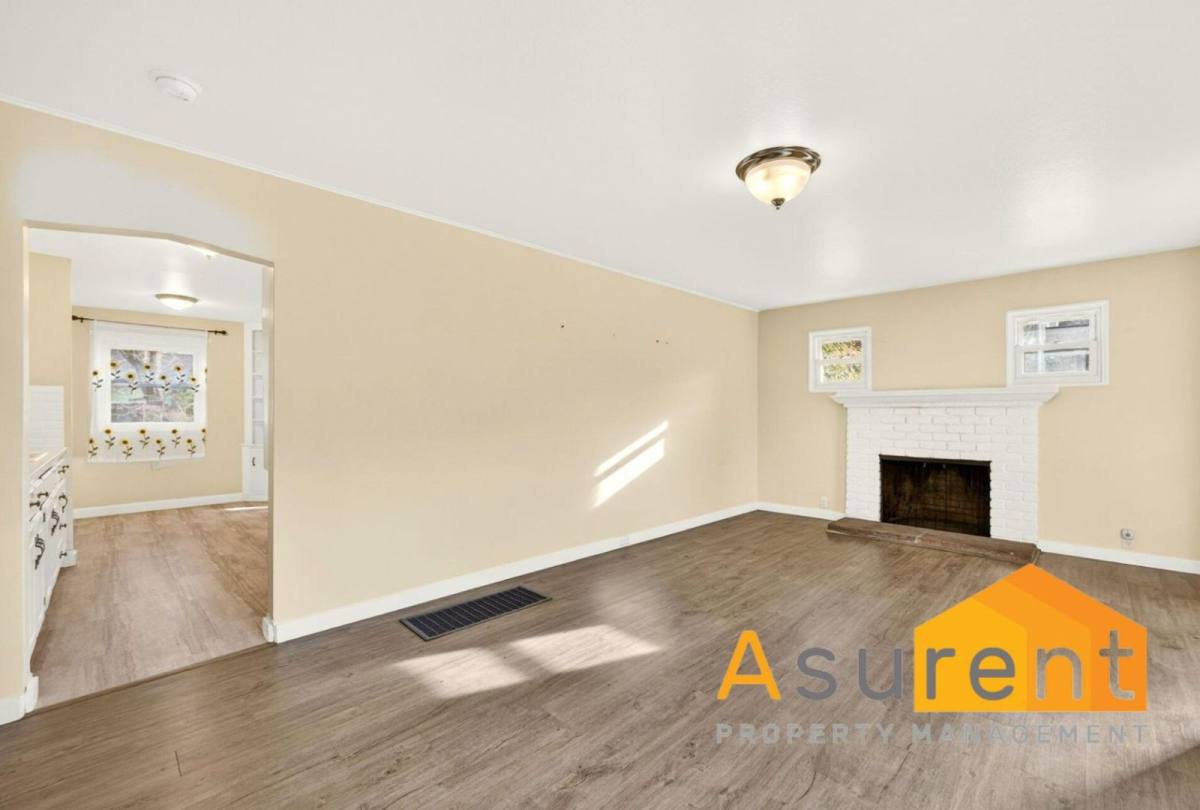 Townhouse for rent at 270 Morton, Ashland, OR 97520