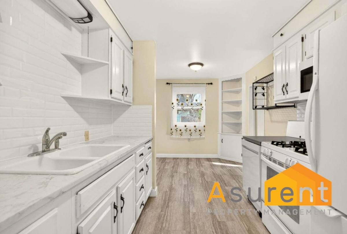 Townhouse for rent at 270 Morton, Ashland, OR 97520