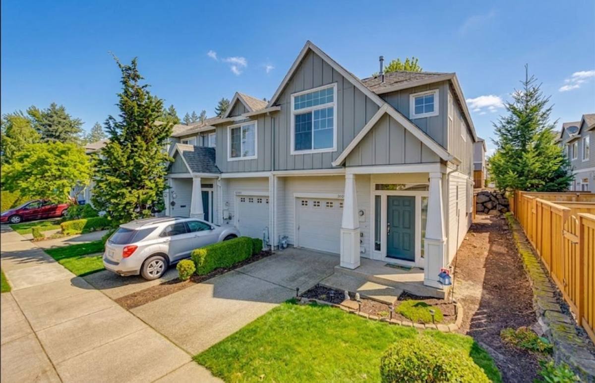 Townhouse for rent at 20855 SW Skiver St, Beaverton, OR 97078