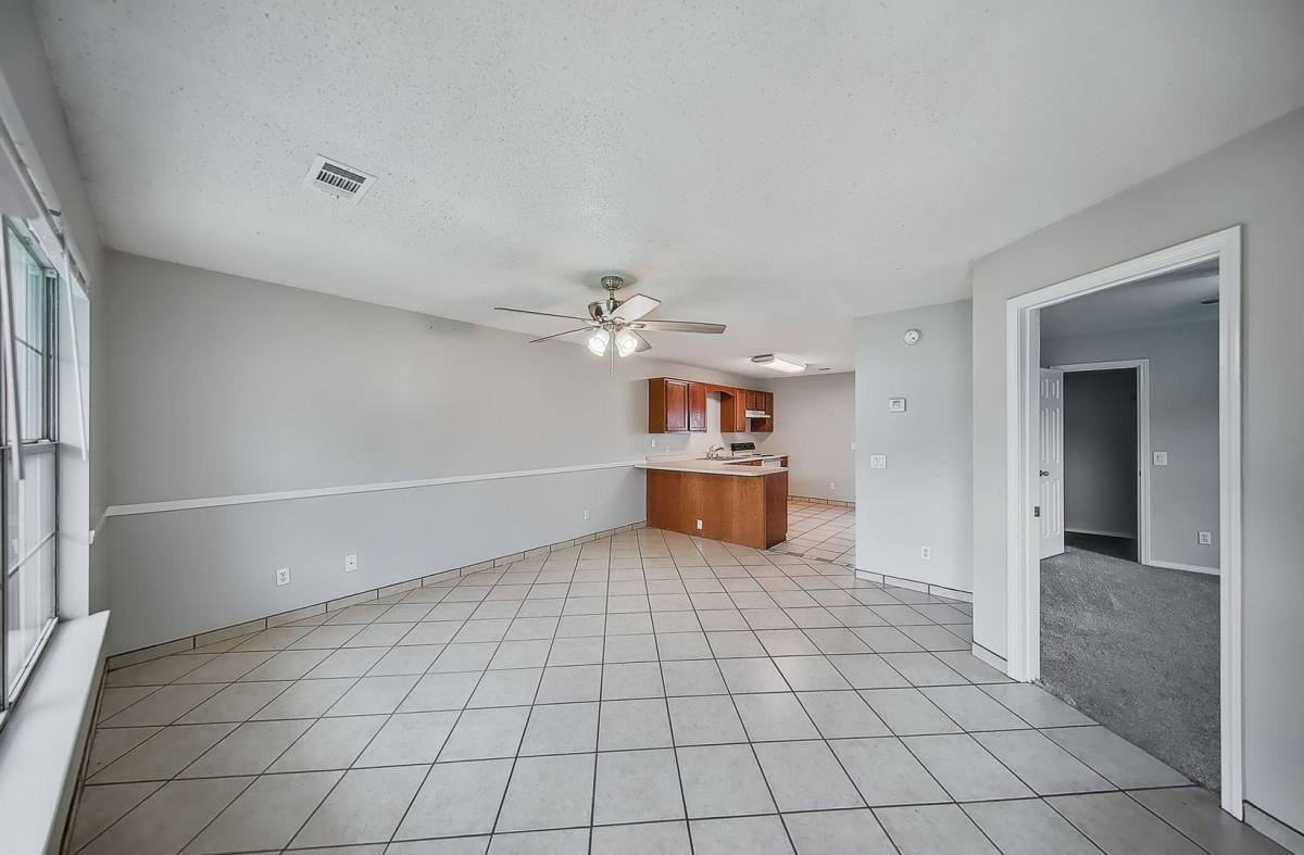 House for rent at 102 NW Park St, Bentonville, AR 72712