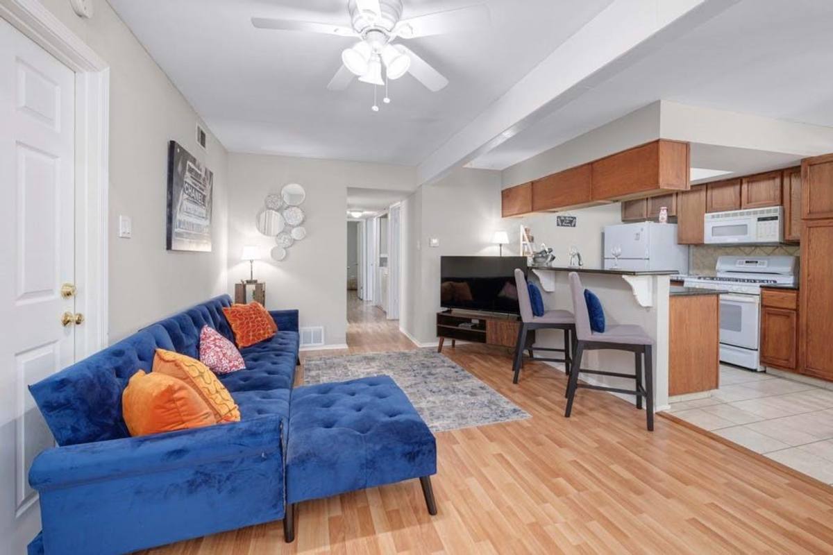 Townhouse for rent at 3305 Clawson Rd #B, Austin, TX 78704