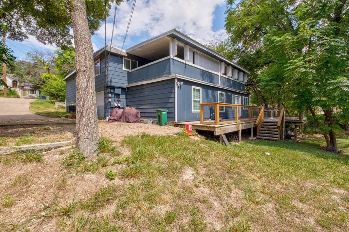 Townhouse for rent at 3305 Clawson Rd #B, Austin, TX 78704