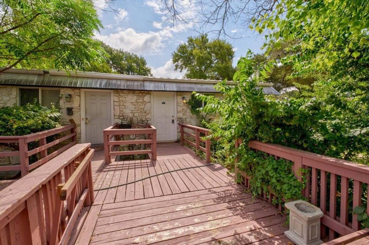 Townhouse for rent at 3305 Clawson Rd #B, Austin, TX 78704