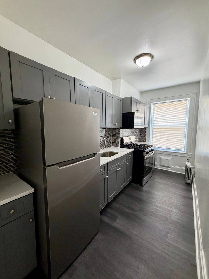 Apartment for rent at 11 Ampere Plaza, East Orange, NJ 07017