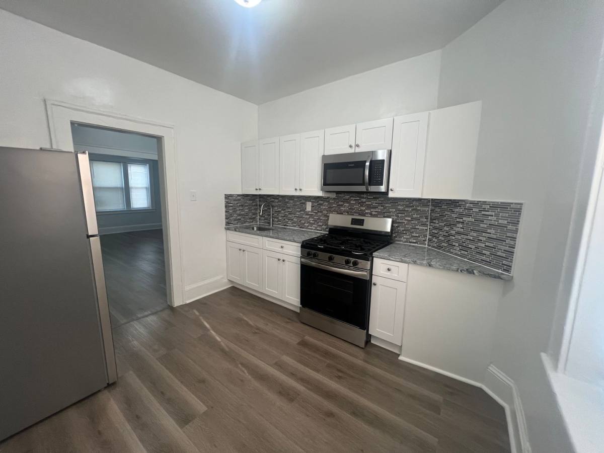 Apartment for rent at 11 Ampere Plaza, East Orange, NJ 07017