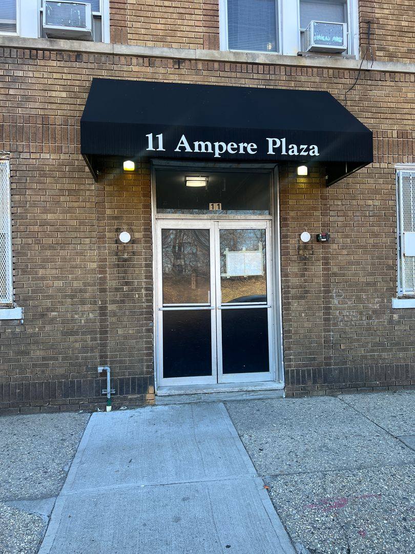 Apartment for rent at 11 Ampere Plaza, East Orange, NJ 07017