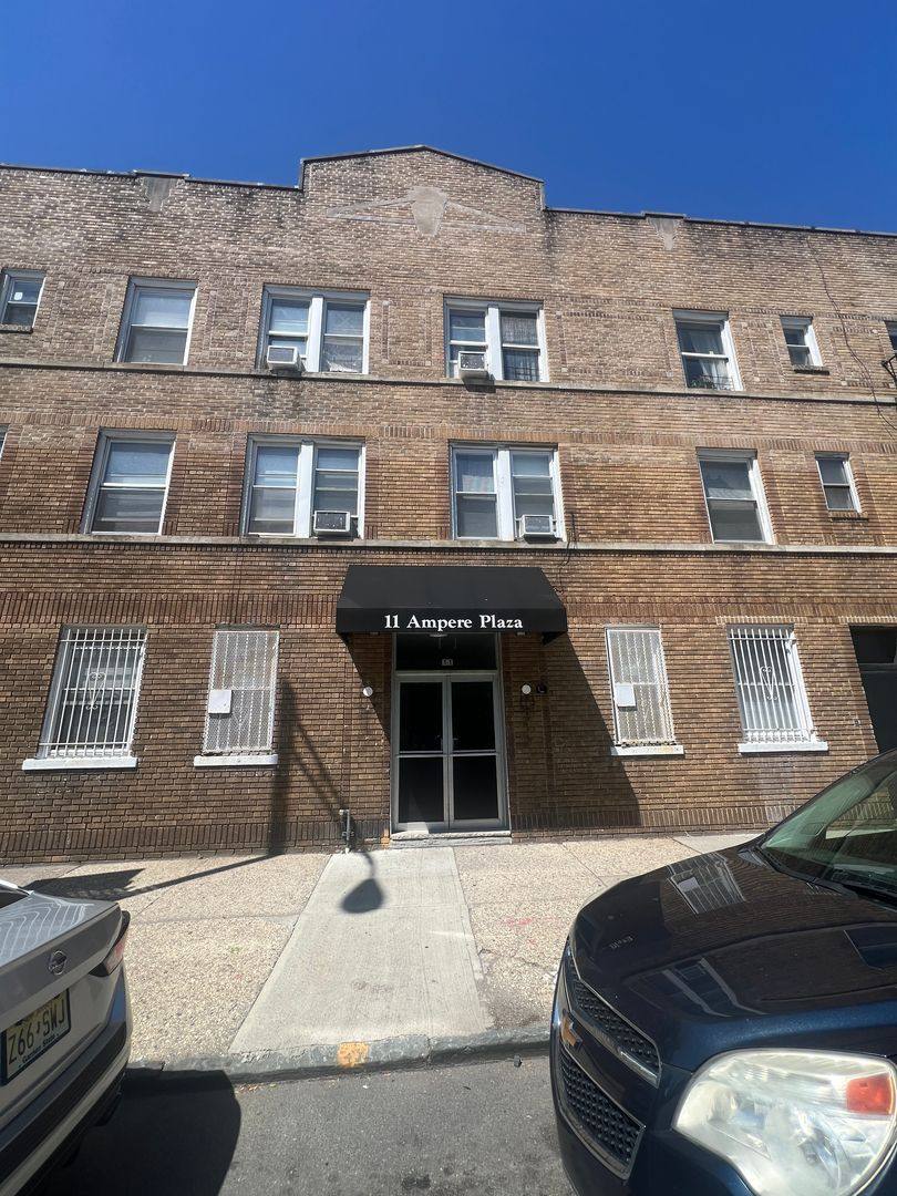 Apartment for rent at 11 Ampere Plaza, East Orange, NJ 07017