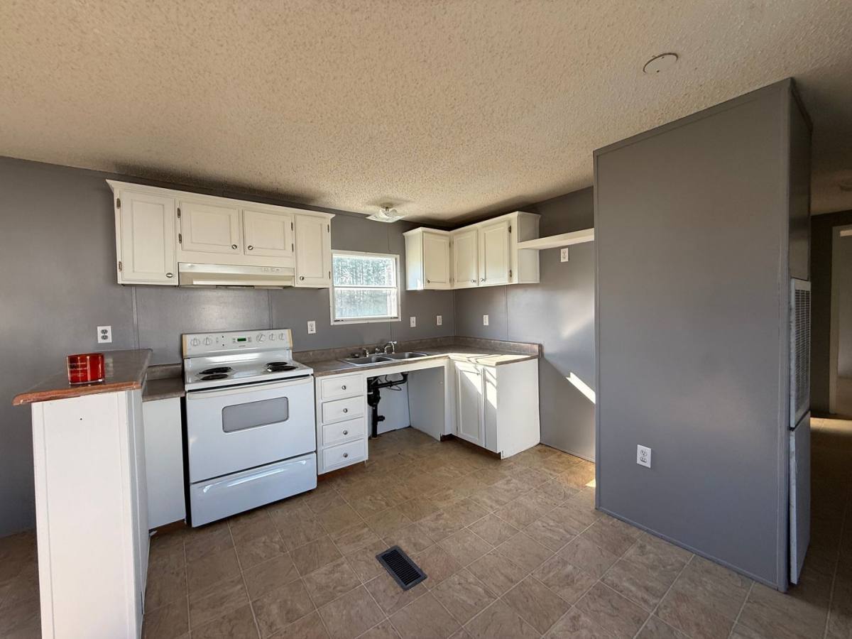 Apartment for rent at 3784 Highway 36 E, Somerville, AL 35670
