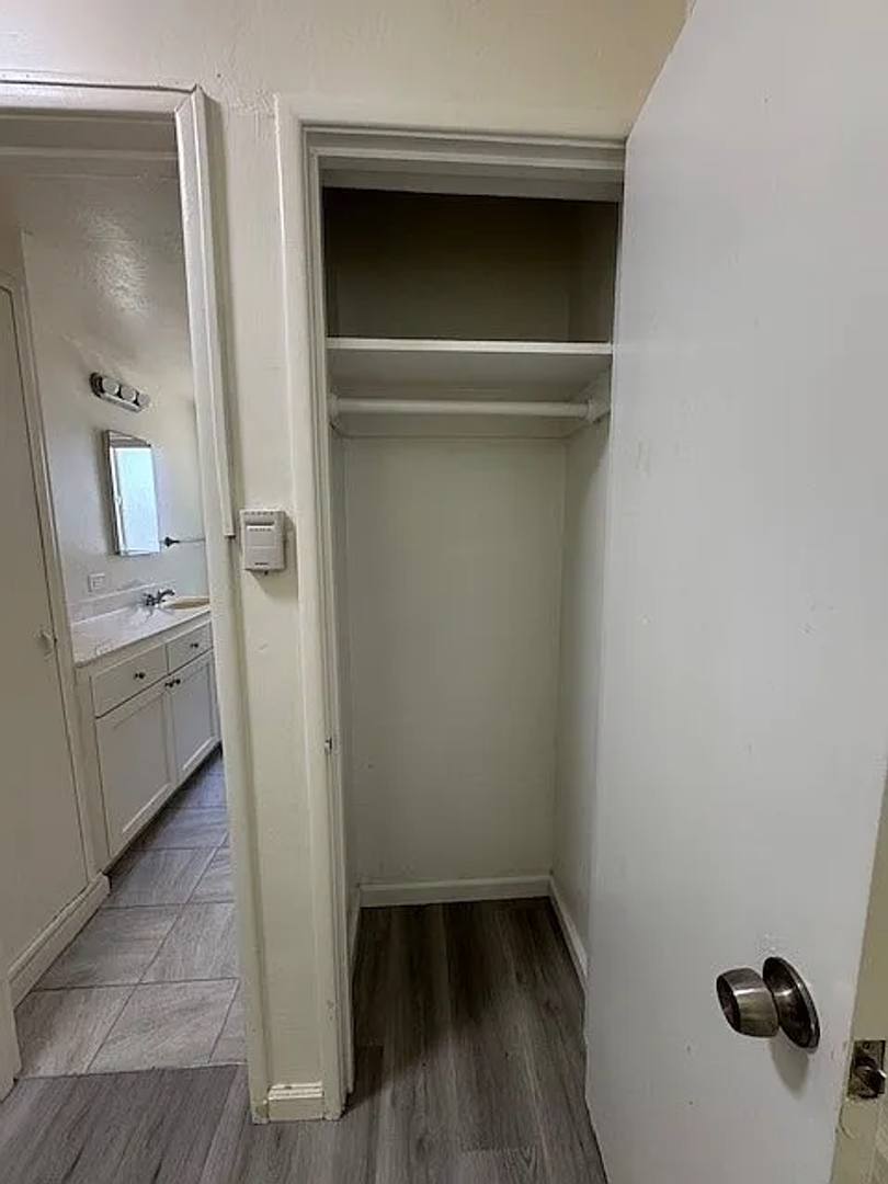 Apartment for rent at 2128 28th, Sacramento, CA 95818