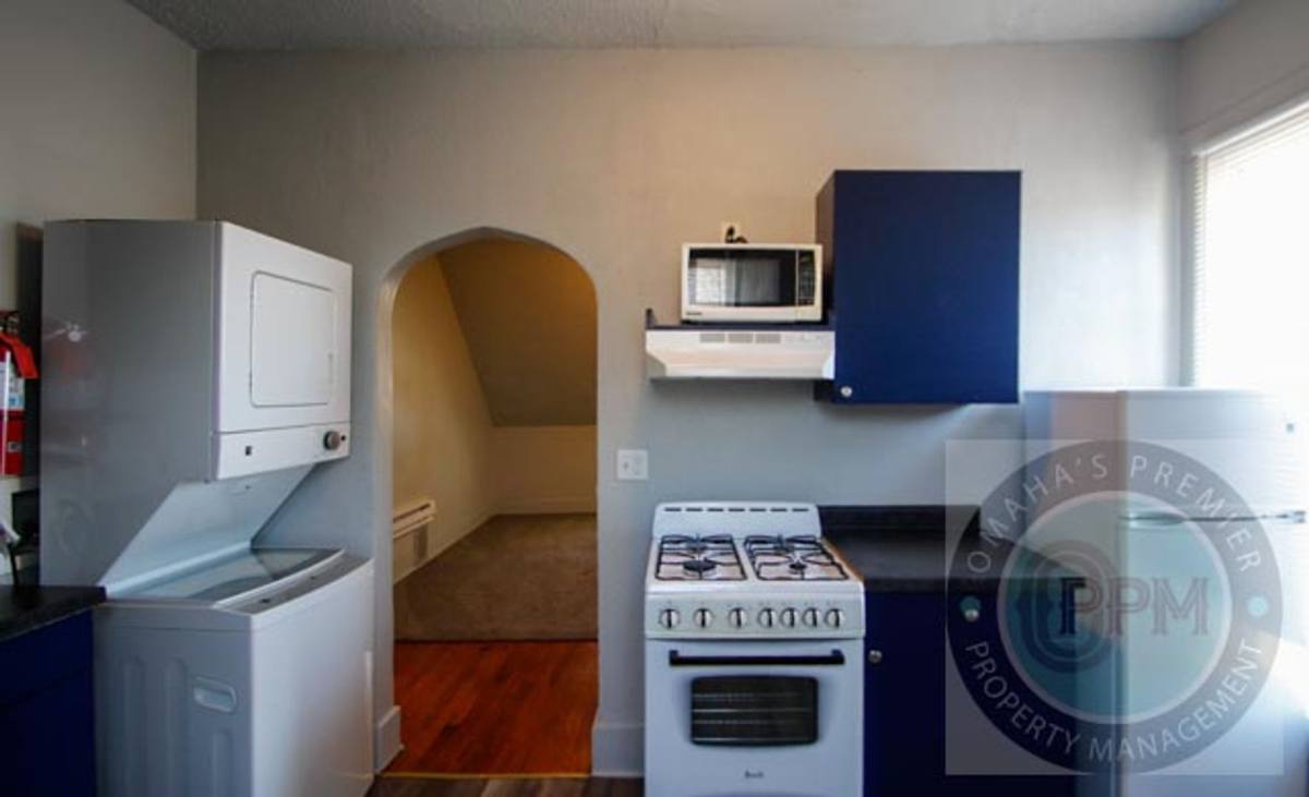 Apartment for rent at 3016 Pacific St, Omaha, NE 68105