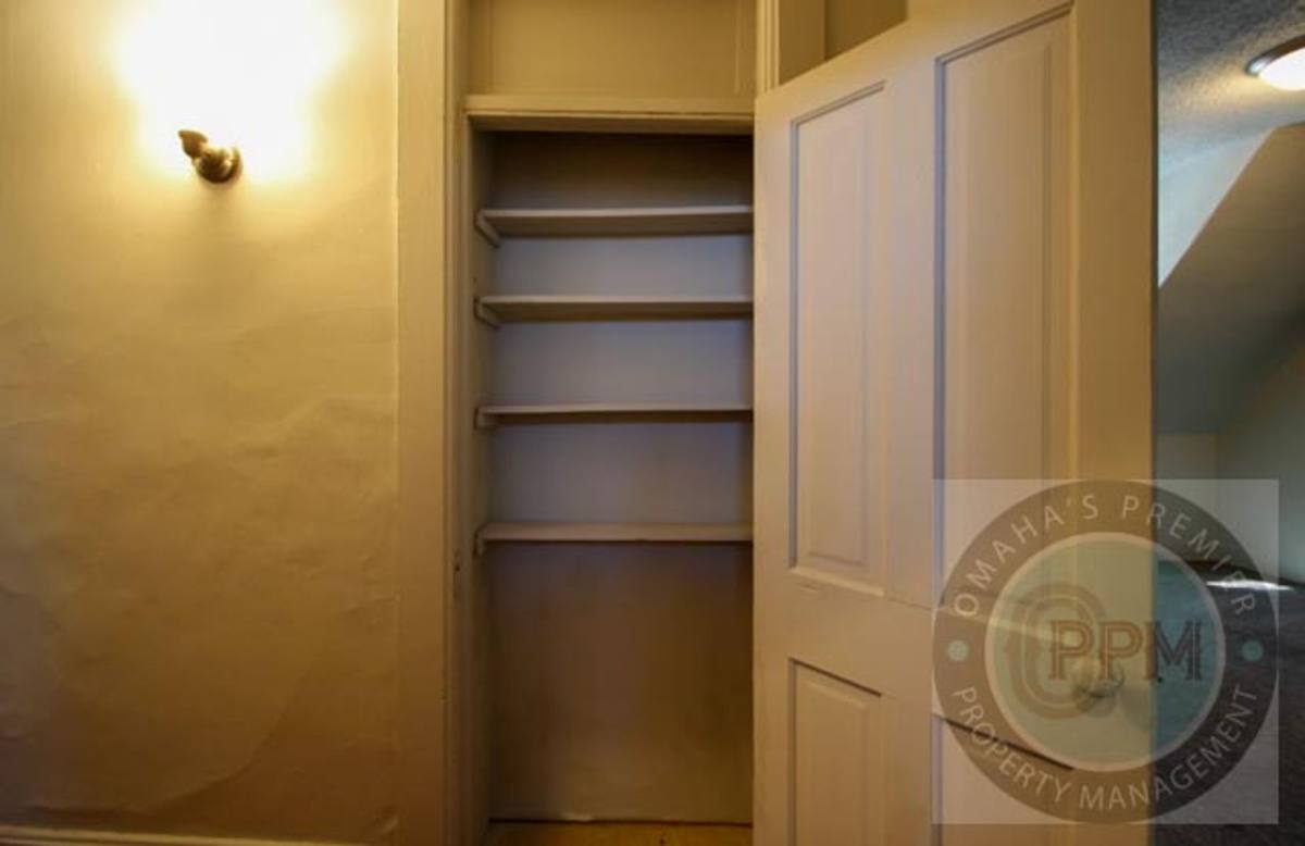 Apartment for rent at 3016 Pacific St, Omaha, NE 68105