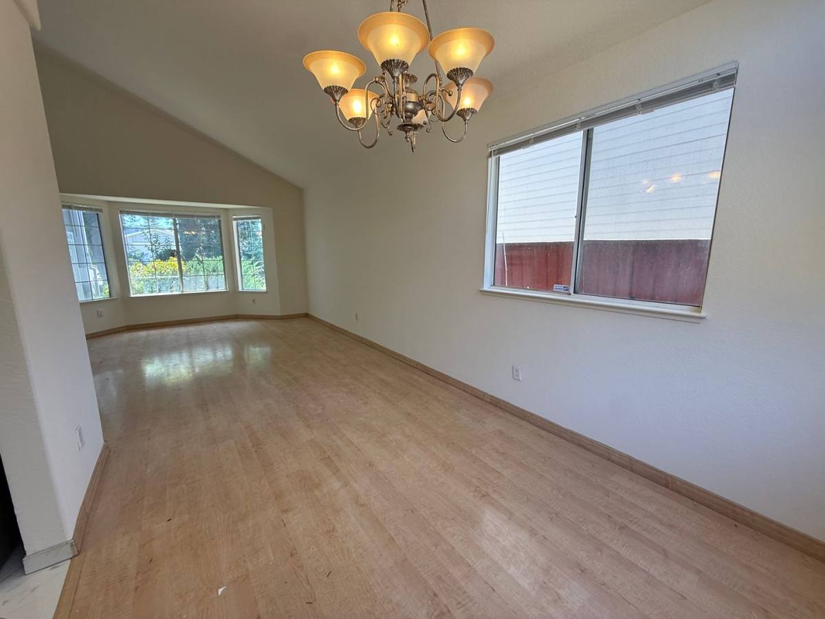 House for rent at 581 Hellyer Ave, San Jose, CA 95111