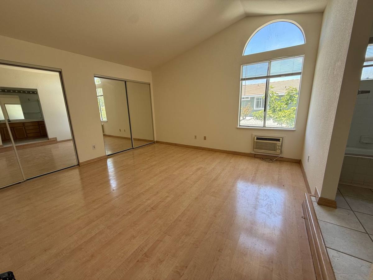 House for rent at 581 Hellyer Ave, San Jose, CA 95111