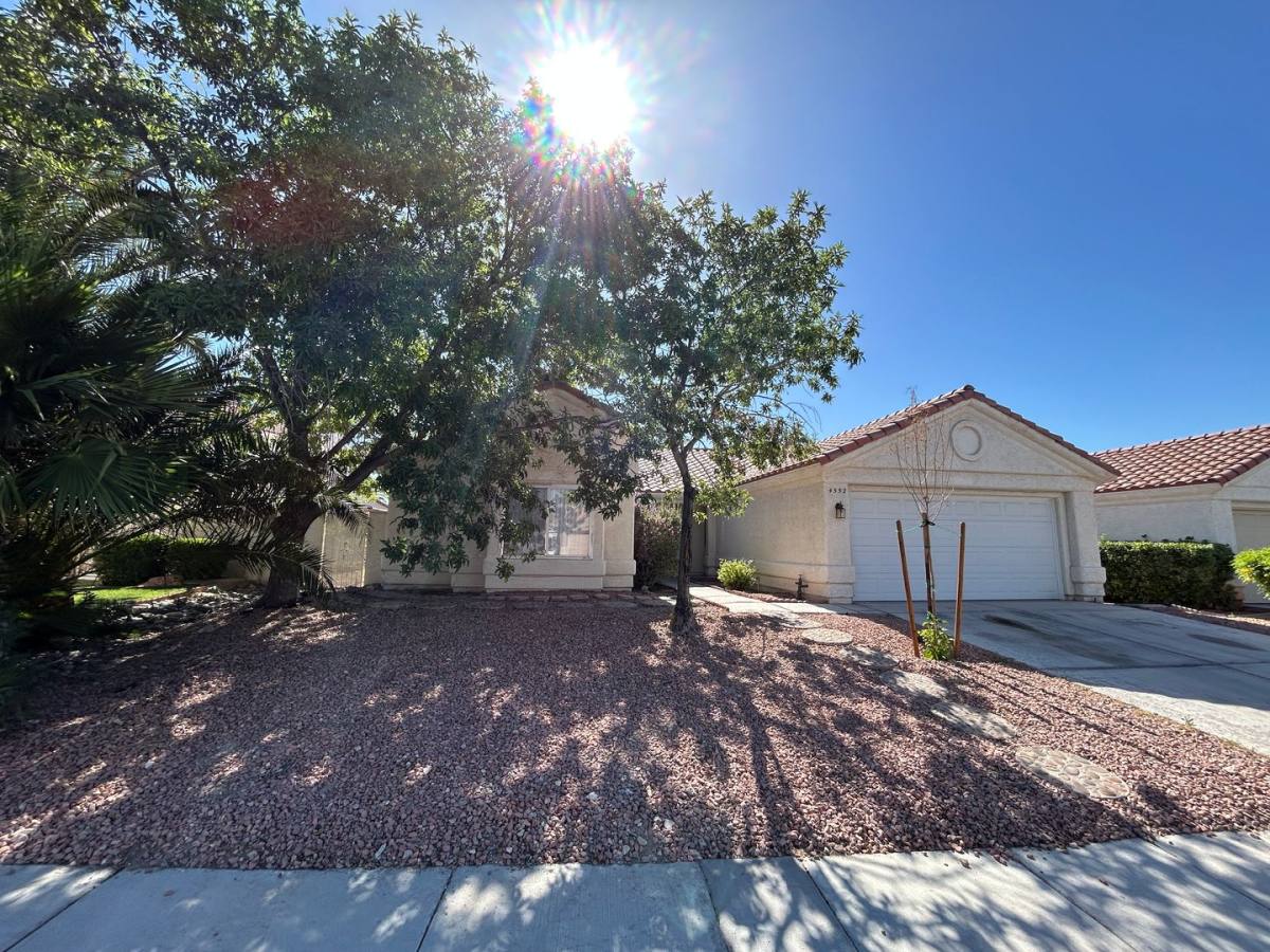 House for rent at 4552 Bradpoint Dr, Las Vegas, NV 89130
