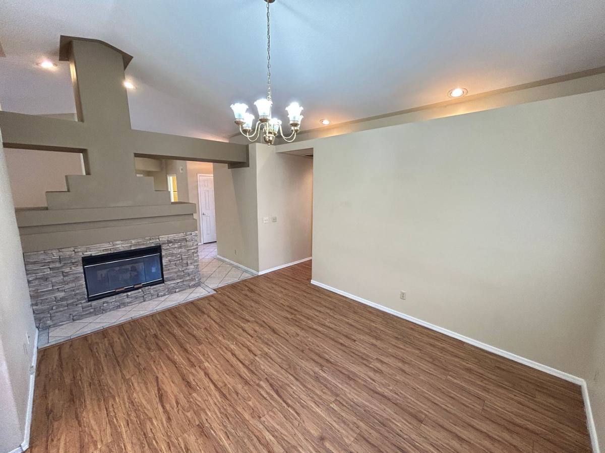 House for rent at 4552 Bradpoint Dr, Las Vegas, NV 89130