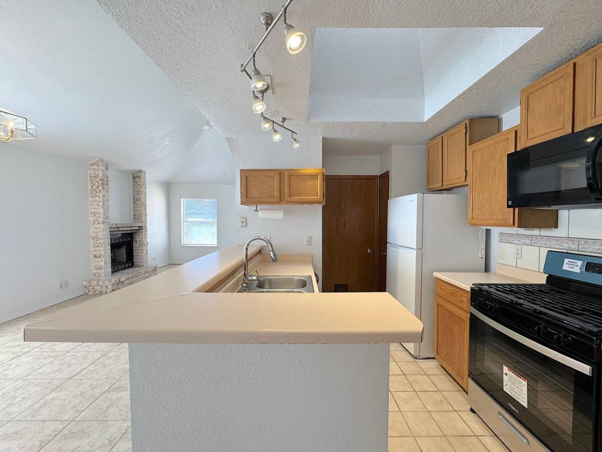 House for rent at 11044 Middledale, El Paso, TX 79934