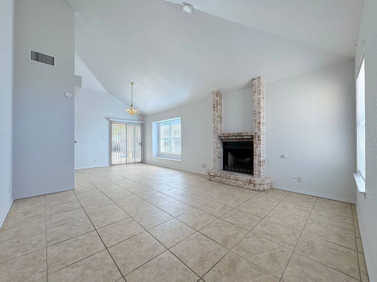 House for rent at 11044 Middledale, El Paso, TX 79934