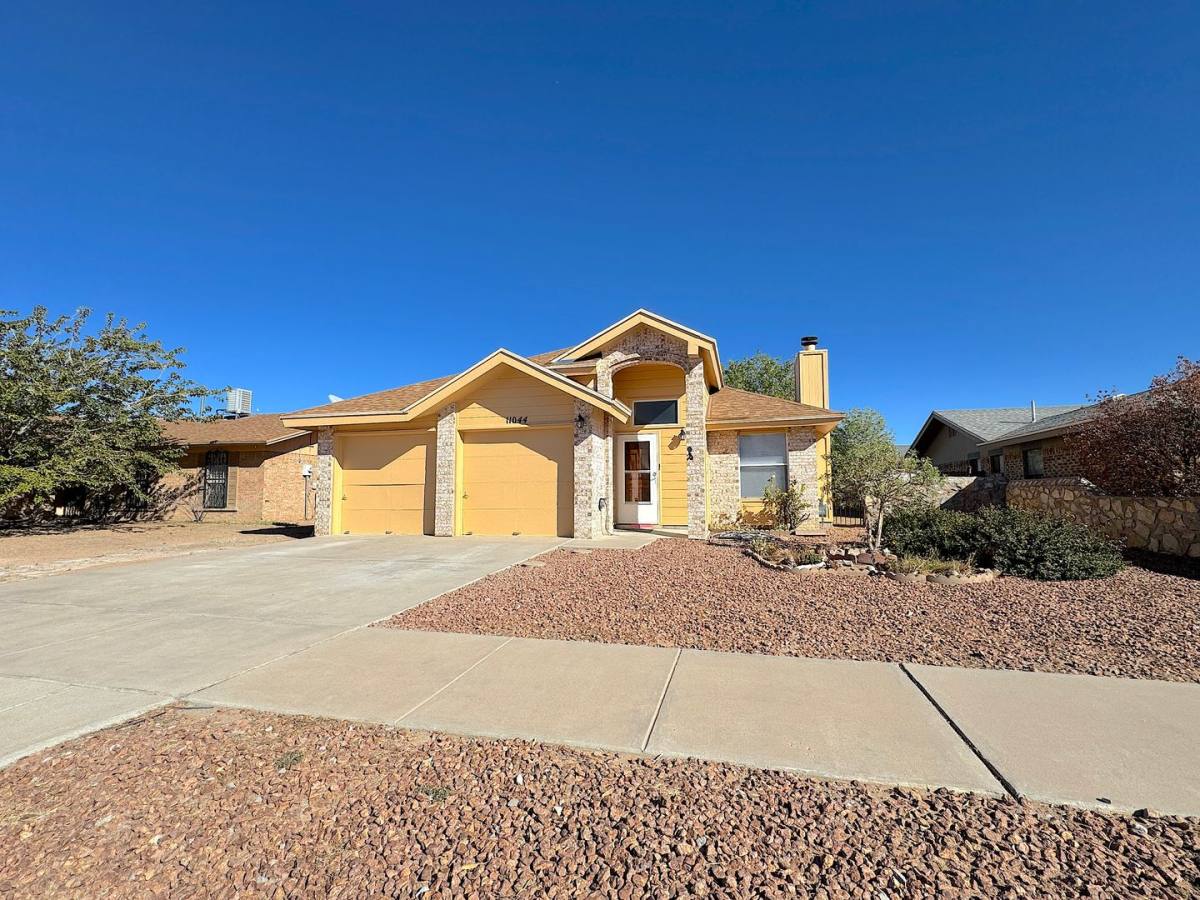 House for rent at 11044 Middledale, El Paso, TX 79934