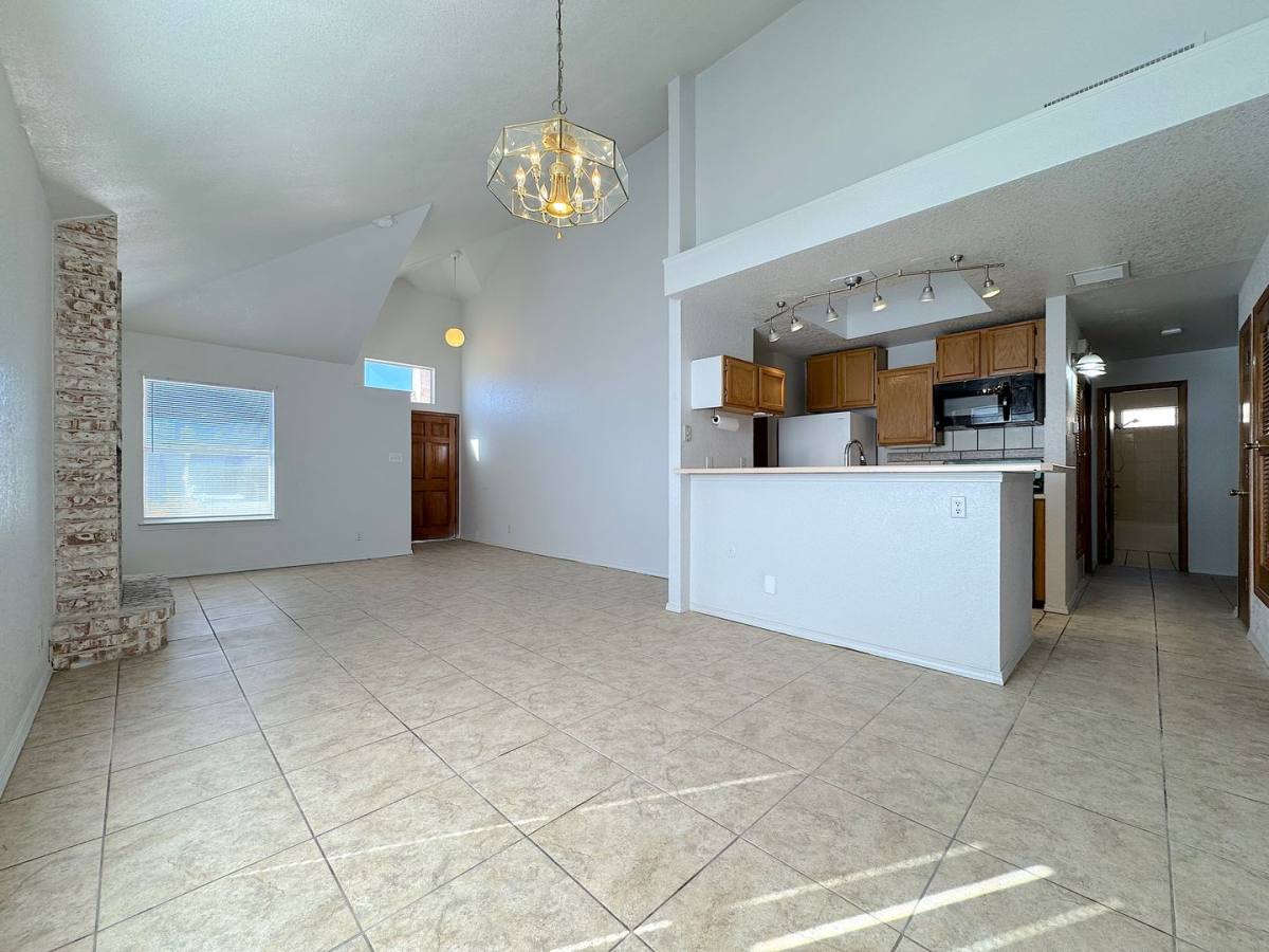 House for rent at 11044 Middledale, El Paso, TX 79934