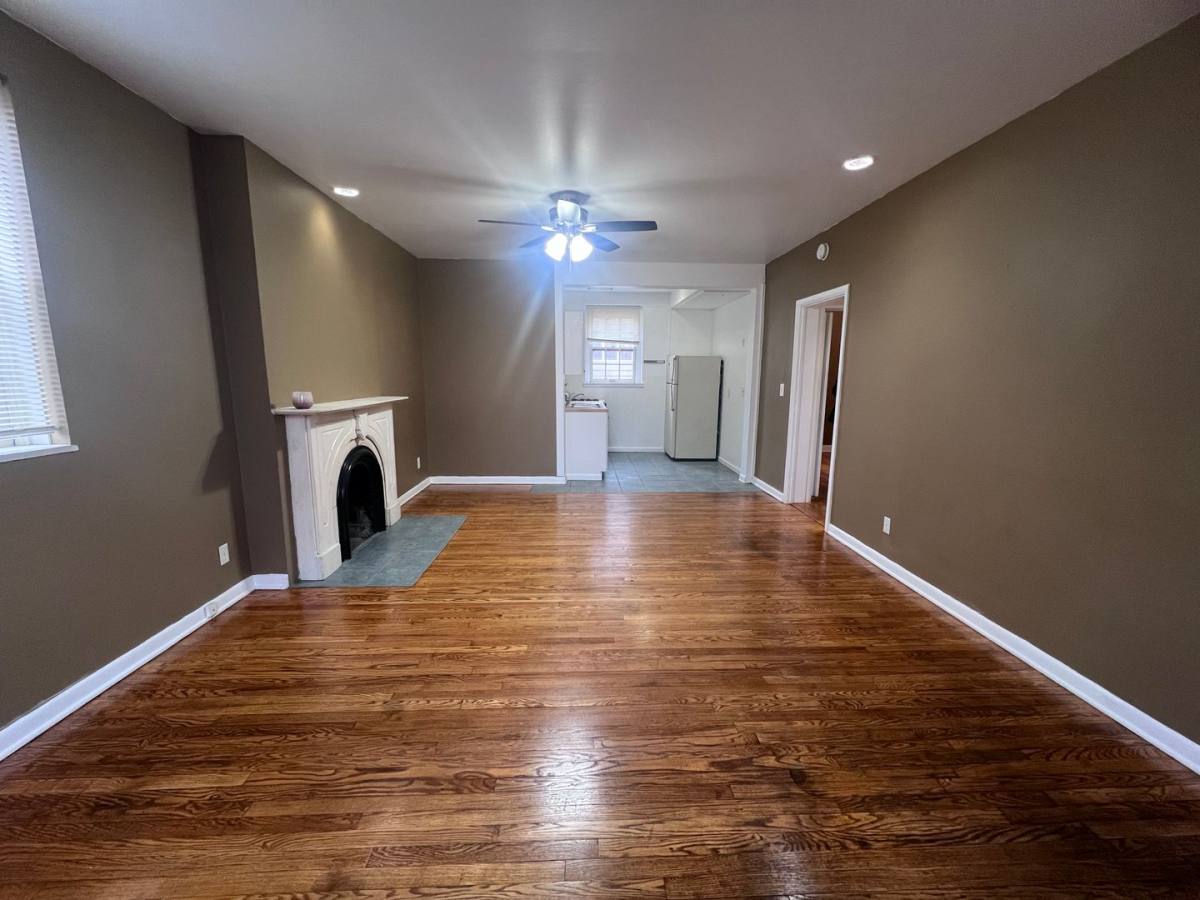 Apartment for rent at 15-19 College NE, Grand Rapids, MI 49503