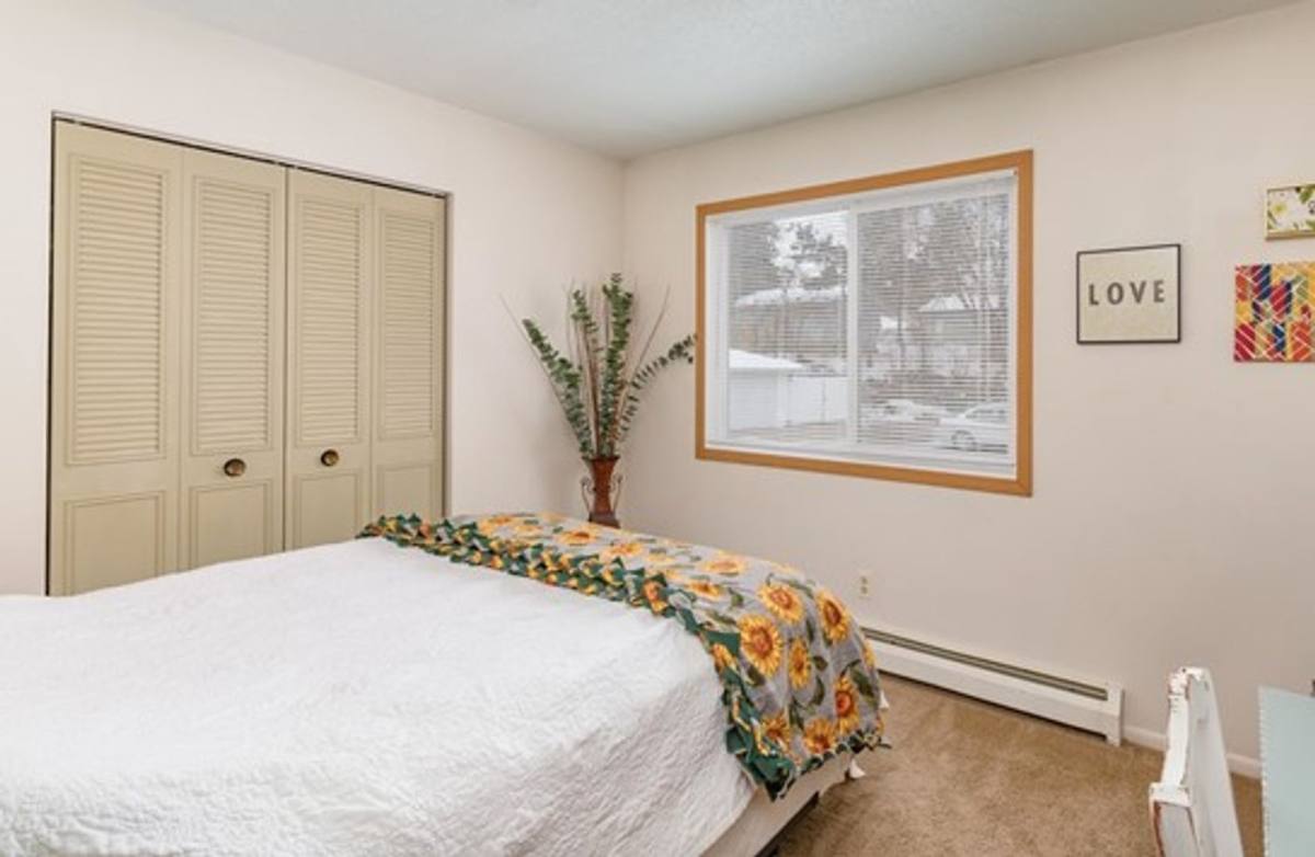 Apartment for rent at 904 S 8th St, Brainerd, MN 56401