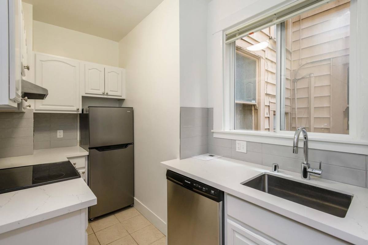 995 Pine St, San Francisco, CA 94108 - Apartment for Rent - Image 2