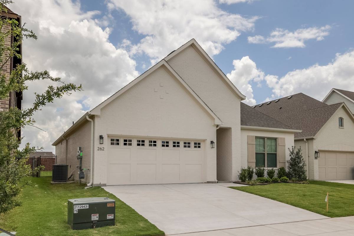 House for rent at 262 Observation Dr N, Aledo, TX 76008
