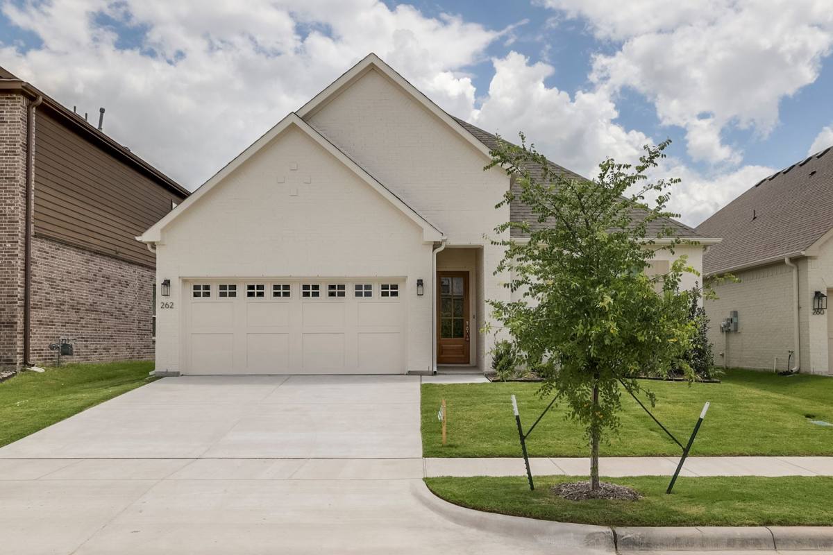 House for rent at 262 Observation Dr N, Aledo, TX 76008
