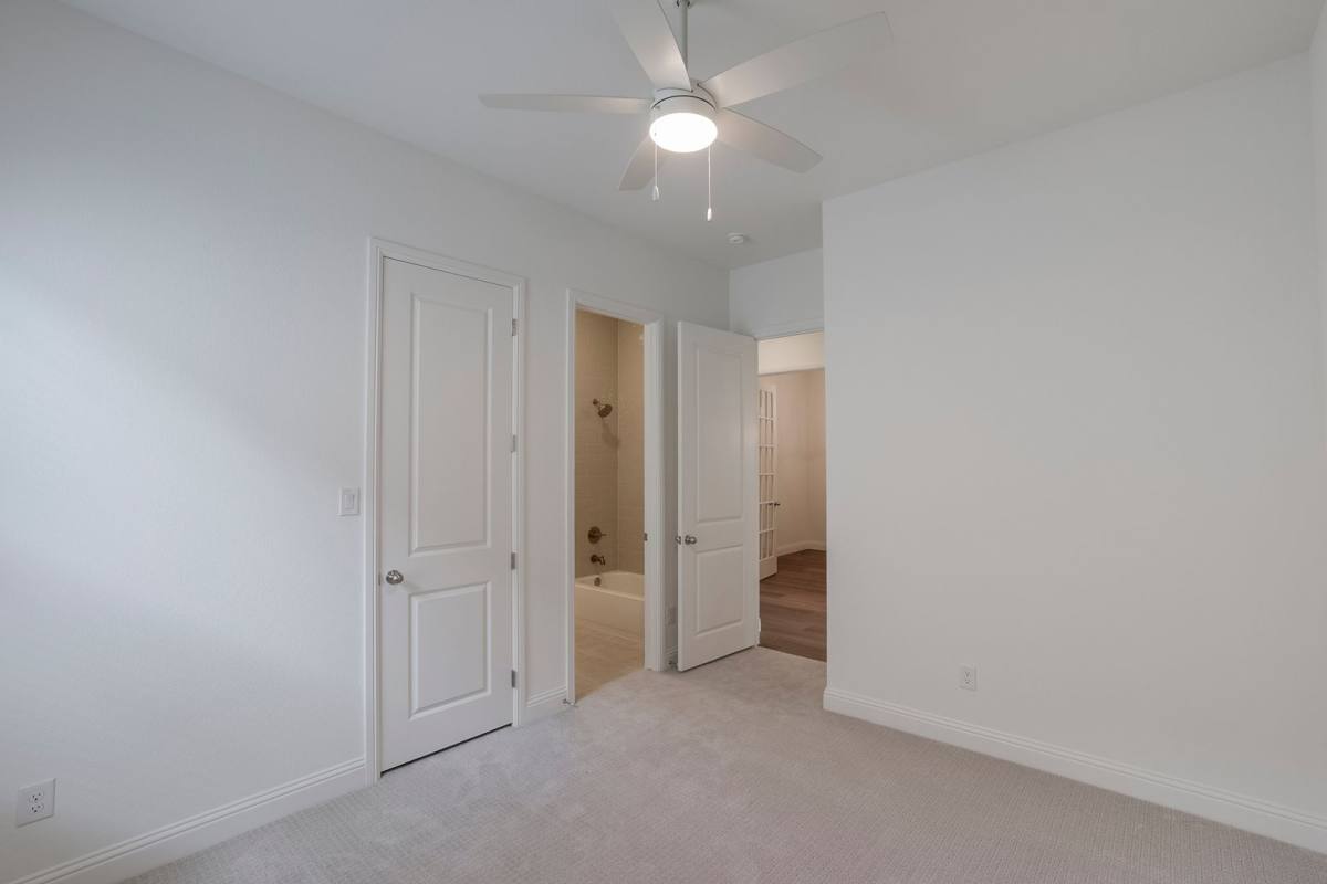 House for rent at 262 Observation Dr N, Aledo, TX 76008