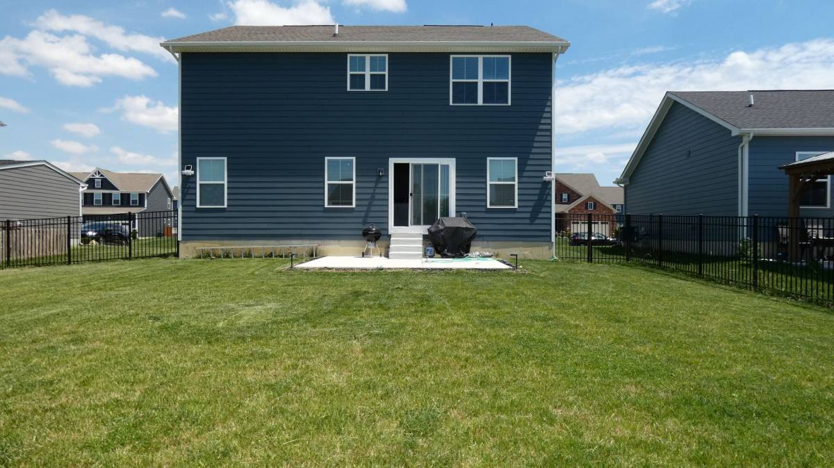 House for rent at 417 Sydney Dr, Tipp City, OH 45371