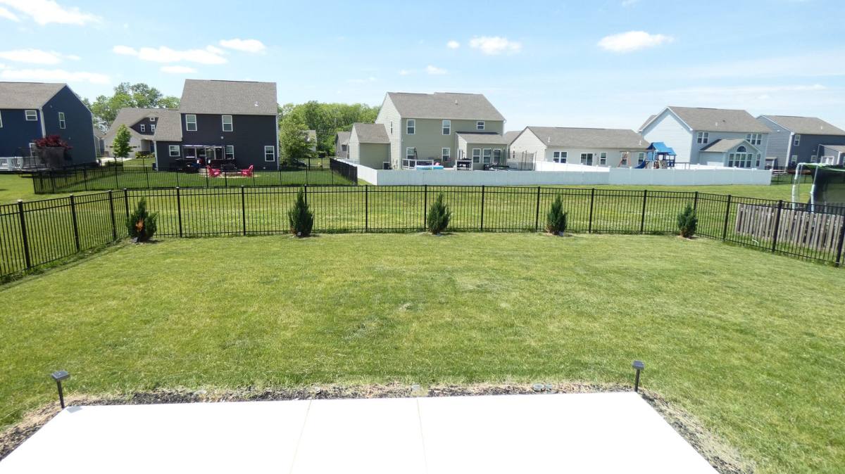 House for rent at 417 Sydney Dr, Tipp City, OH 45371
