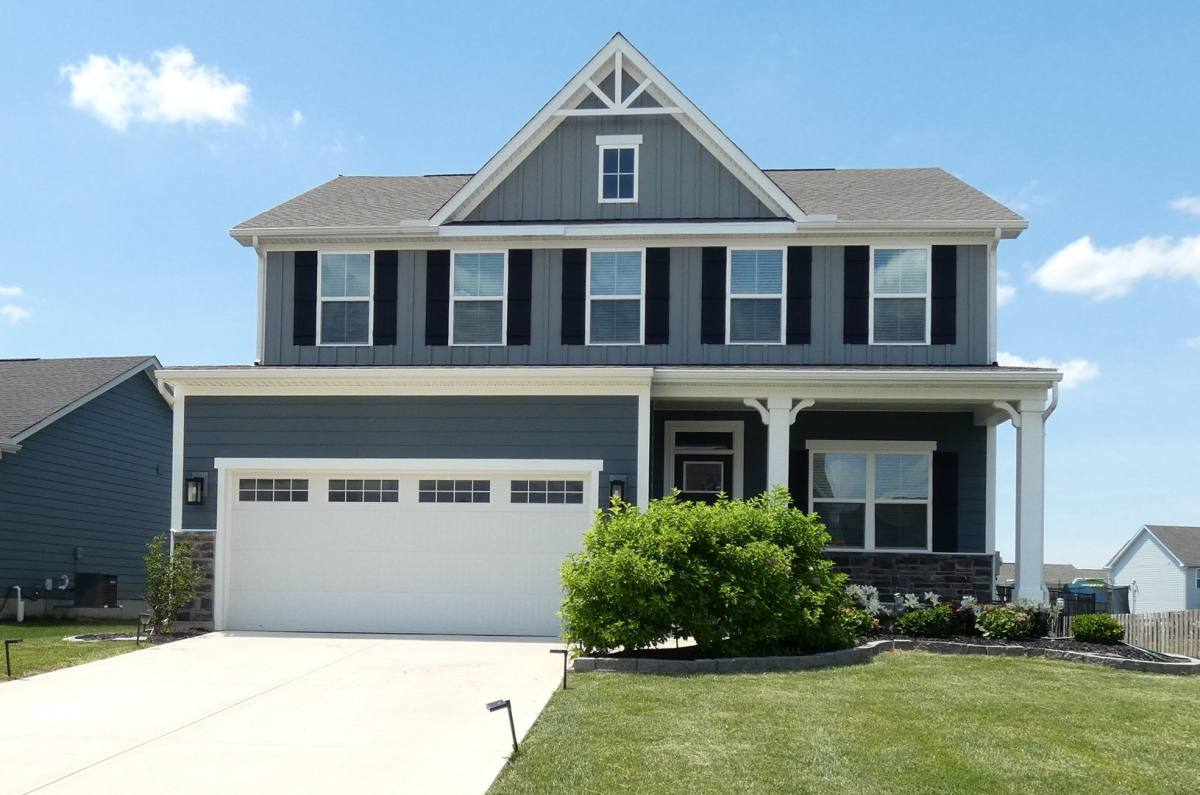 House for rent at 417 Sydney Dr, Tipp City, OH 45371