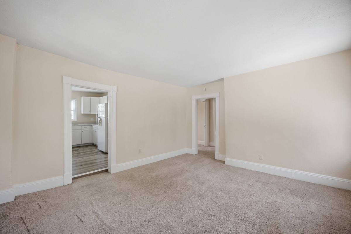 Apartment for rent at 212 S B Armistead Ave, Hampton, VA 23669