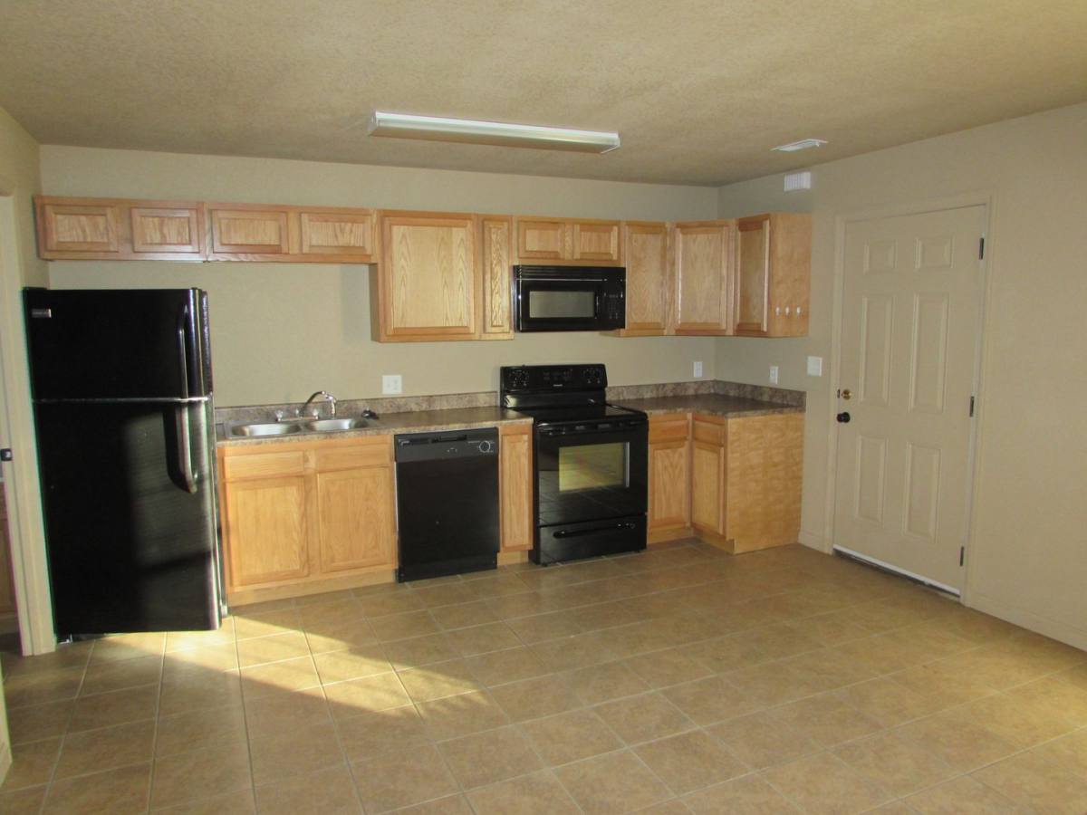 Apartment for rent at 16588 Hunters Ridge Lane, Saint Robert, MO 65584