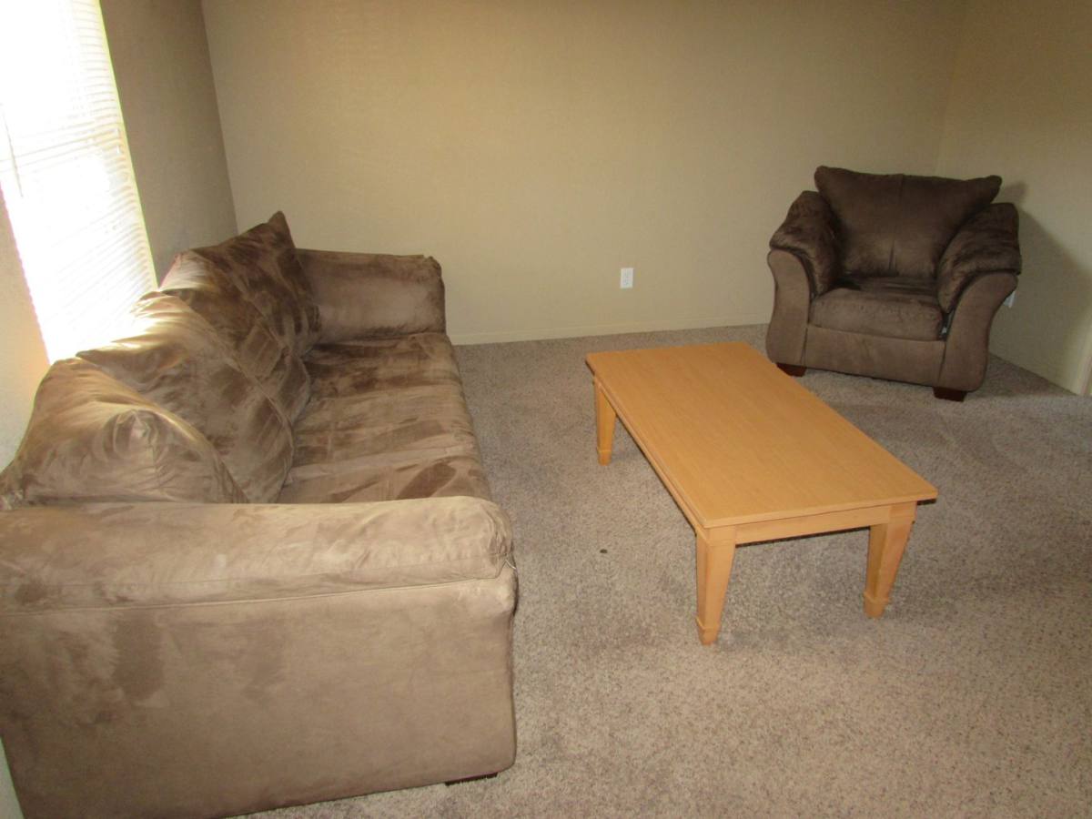 Apartment for rent at 16588 Hunters Ridge Lane, Saint Robert, MO 65584