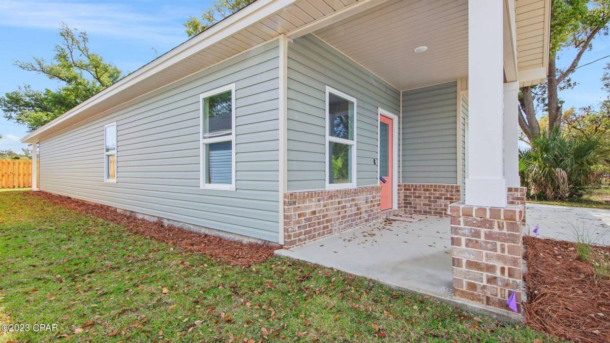 House for rent at 906 Mulberry Ave, Panama City, FL 32401